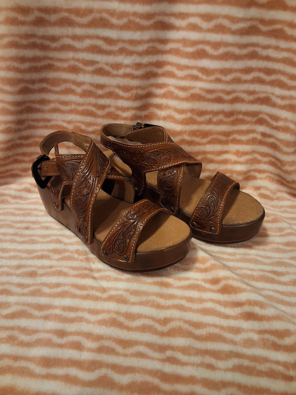 Women's Roper's Leather Embossed Wedge Sandals